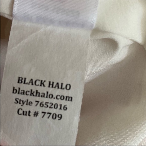 Black Halo Women's Zalda Ruffled Floral Mini Dress - Picture 11 of 16